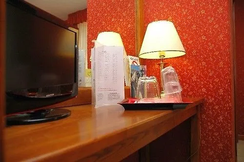 Hotel Shasa Rom 3*,