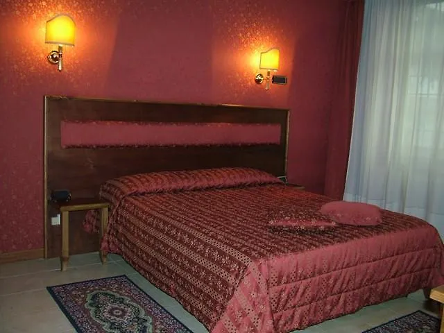Hotel Shasa Rome 3*,
